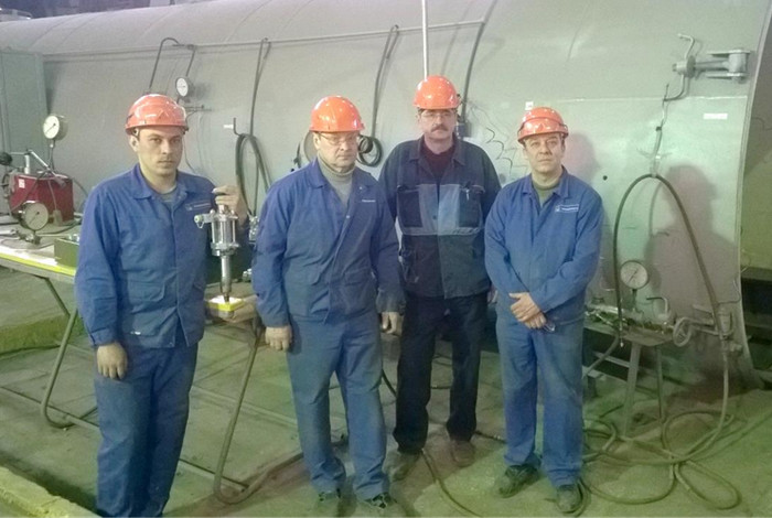 Команда работников, самостоятельно развернувших проект «5С» на своем участке