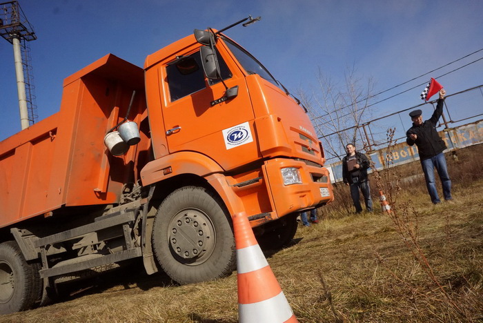 Нагрузку на машины «Иркутскэнерго-транса» выровняли за счёт перехода к оперативному управлению автопарком. Экономический эффект за год составил 105 млн рублей.